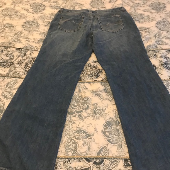 size 16 bootcut jeans